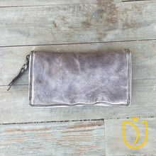 Load image into Gallery viewer, The James Vintage Leather Wallet