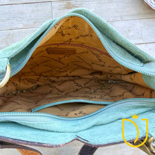 Load image into Gallery viewer, Whitehorse Green Western Leather Crossbody Purse