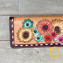 Load image into Gallery viewer, Flower Reserve Hand Tooled Leather Wallet