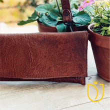 Load image into Gallery viewer, Cowden Place Leather Crossbody Purse