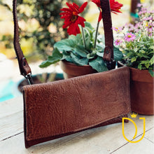 Load image into Gallery viewer, Cowden Place Leather Crossbody Purse