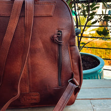 Load image into Gallery viewer, Woolaroc Western Leather Backpack