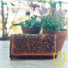 Load image into Gallery viewer, Cimarron Canyon Western Leather Wallet