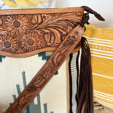 Load image into Gallery viewer, White Sands Western Leather Crossbody Purse