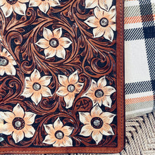 Load image into Gallery viewer, Daisy Grand Leather Notebook Portfolio