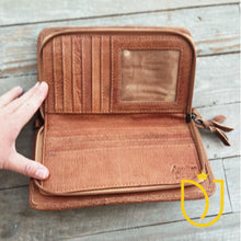 Load image into Gallery viewer, Snowflake Leather Crossbody Wallet