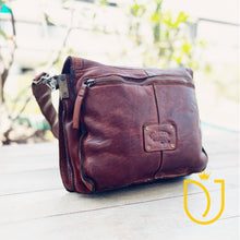 Load image into Gallery viewer, Catania Italian Leather Shoulder Bag