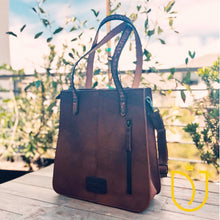 Load image into Gallery viewer, La Salle Hand Tooled Leather Purse