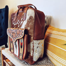 Load image into Gallery viewer, Wolf Creek Western Leather Backpack