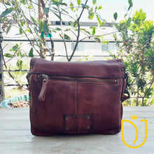 Load image into Gallery viewer, Abruzzo Italian Leather Crossbody Purse