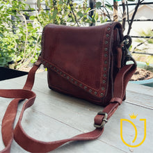 Load image into Gallery viewer, Abruzzo Italian Leather Crossbody Purse