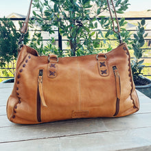 Load image into Gallery viewer, Standing Rock Leather Crossbody Purse