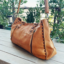 Load image into Gallery viewer, Standing Rock Leather Crossbody Purse