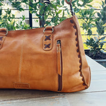 Load image into Gallery viewer, Standing Rock Leather Crossbody Purse