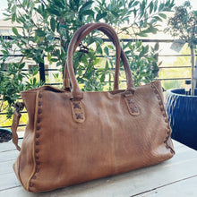 Load image into Gallery viewer, Circle Mountain Leather Crossbody Purse