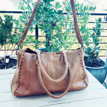 Load image into Gallery viewer, Circle Mountain Leather Crossbody Purse