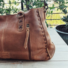 Load image into Gallery viewer, Circle Mountain Leather Crossbody Purse