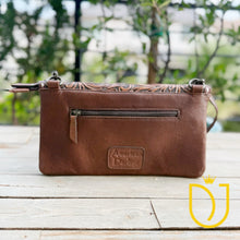 Load image into Gallery viewer, Manhattan Western Leather Crossbody Purse