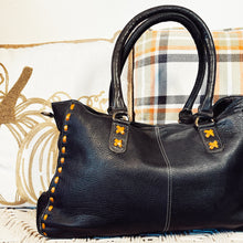 Load image into Gallery viewer, Black Mesa Leather Crossbody Purse