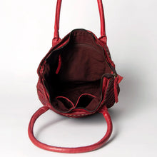 Load image into Gallery viewer, Vintage Vogue Leather Shoulder Bag