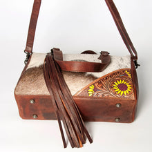 Load image into Gallery viewer, Las Cruces Western Leather Tote Bag