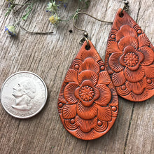 Load image into Gallery viewer, Hand Tooled Leather Earrings, Leather Teardrop Earrings, Mandala Earrings, Brown Earrings, Western Earrings, Boho Earrings, Dangle Earrings