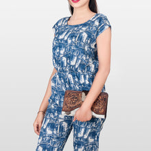 Load image into Gallery viewer, Western Hand Tooled Leather Wallet Purse, Leather Crossbody Purse, Genuine Leather Bag, Genuine Cowhide Bag, Western Purse, Luxury Wallet