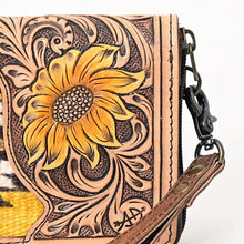 Load image into Gallery viewer, Western Hand Tooled Leather Wallet Purse, Leather Wristlet Wallet, Saddle Blanket Wallet, Genuine Leather Bag, Western Purse, Luxury Wallet
