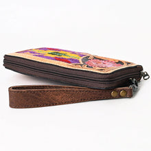 Load image into Gallery viewer, Sublime Western Leather Wallet