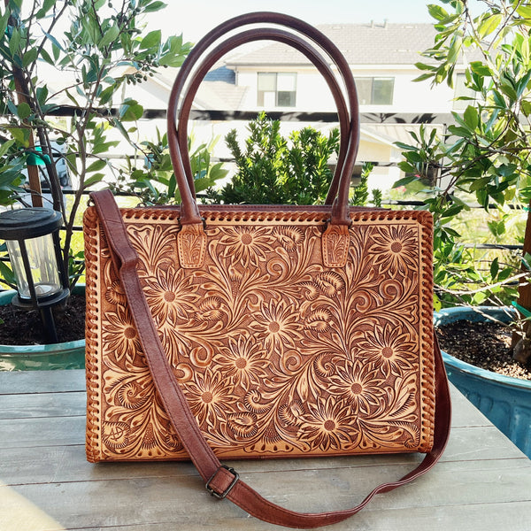 The Best Leather Handbags and Purses You Need in Your Wardrobe