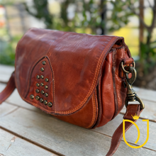 Load image into Gallery viewer, Potenza Italian Leather Crossbody Purse
