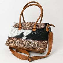 Load image into Gallery viewer, Garden Plains Hand Tooled Leather Shoulder Bag
