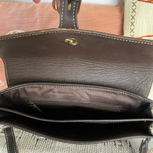 Load image into Gallery viewer, Oak Valley Western Leather Crossbody Purse
