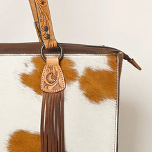 Load image into Gallery viewer, Old Tucson Western Leather Shoulder Tote Bag
