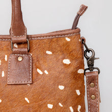 Load image into Gallery viewer, Sierra County Western Leather Crossbody Purse

