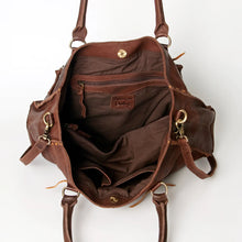 Load image into Gallery viewer, Spring Mountain Leather Crossbody Purse
