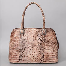Load image into Gallery viewer, Caimon western Leather Purse
