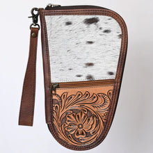 Load image into Gallery viewer, Yorktown Hand Tooled Leather Gun Case
