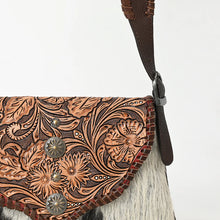 Load image into Gallery viewer, Desert Star Western Leather Purse
