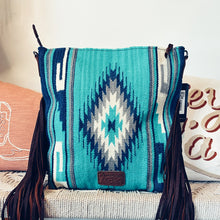 Load image into Gallery viewer, Desert Diamond Western Leather Crossbody Purse

