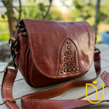 Load image into Gallery viewer, Potenza Italian Leather Crossbody Purse
