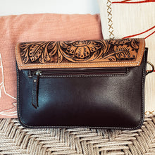 Load image into Gallery viewer, Oak Valley Western Leather Crossbody Purse
