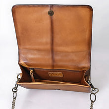 Load image into Gallery viewer, Driftwood Quilted Leather Crossbody Purse
