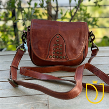 Load image into Gallery viewer, Potenza Italian Leather Crossbody Purse
