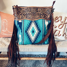 Load image into Gallery viewer, Desert Diamond Western Leather Crossbody Purse

