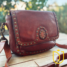 Load image into Gallery viewer, Woodland Hills Small Leather Crossbody Purse

