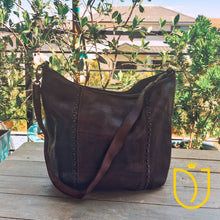Load image into Gallery viewer, Apulia Italian Leather Shoulder Bag
