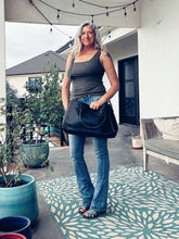 Load image into Gallery viewer, Black Mesa Leather Crossbody Purse
