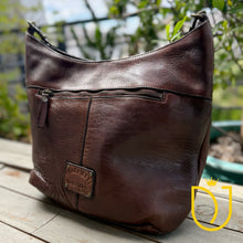 Load image into Gallery viewer, Apulia Italian Leather Shoulder Bag
