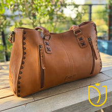 Load image into Gallery viewer, Circle Mountain Leather Crossbody Purse
